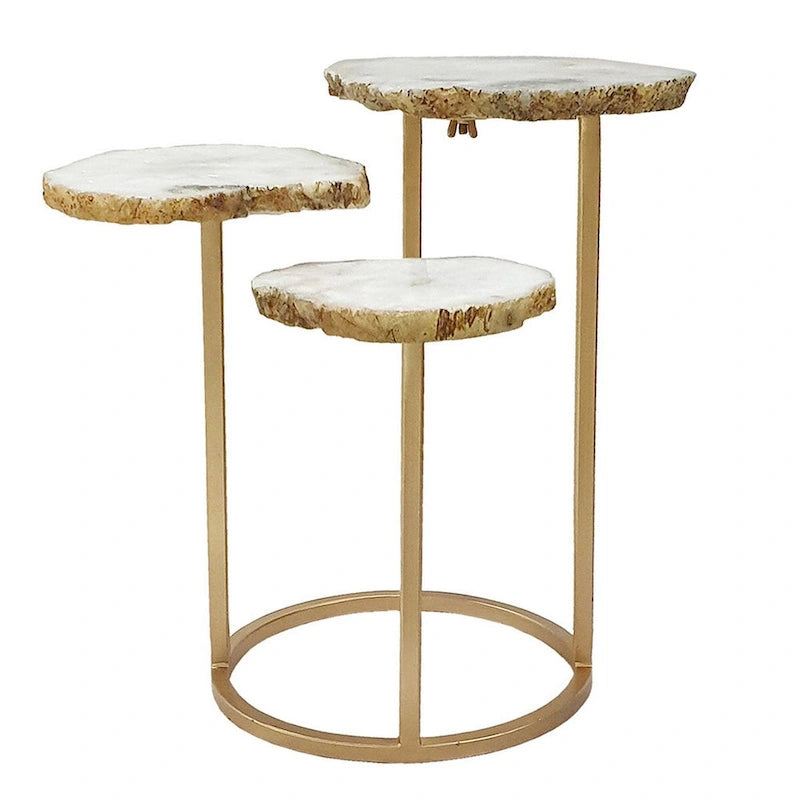 Mesa auxiliar de tres niveles en blanco y oro, base de hierro